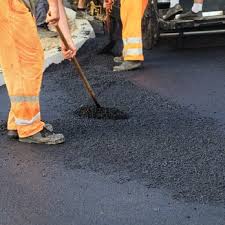 Driveway Snow Removal Preparation in Western Springs, IL